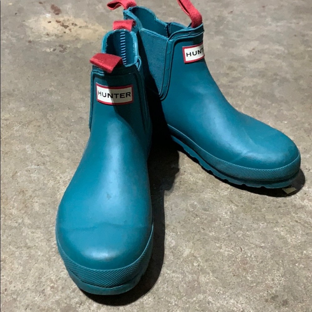 Ankle rainboots the sizing label inside missing
